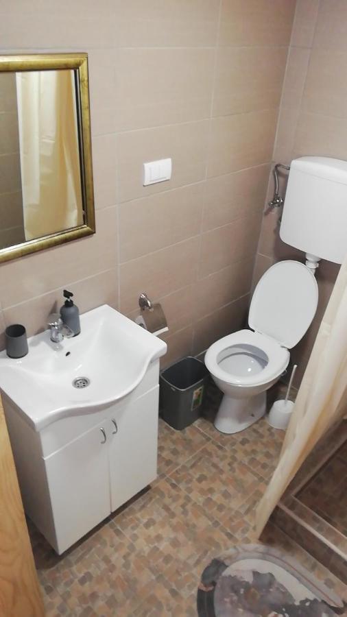 Apartman Romy Pancevo Ngoại thất bức ảnh