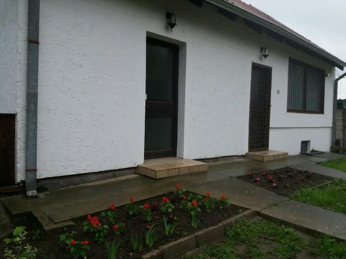 Apartman Romy Pancevo Ngoại thất bức ảnh